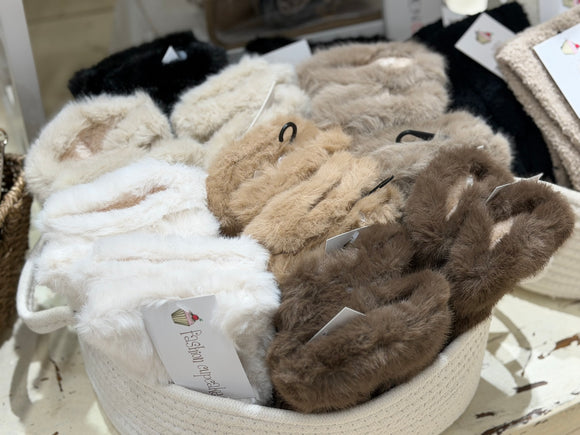 Cozy Fur Fingerless Gloves