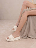 The Candice | Ivory Floral Raffia Platform Slide