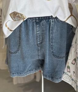 Elastic Waist Chambray Shorts