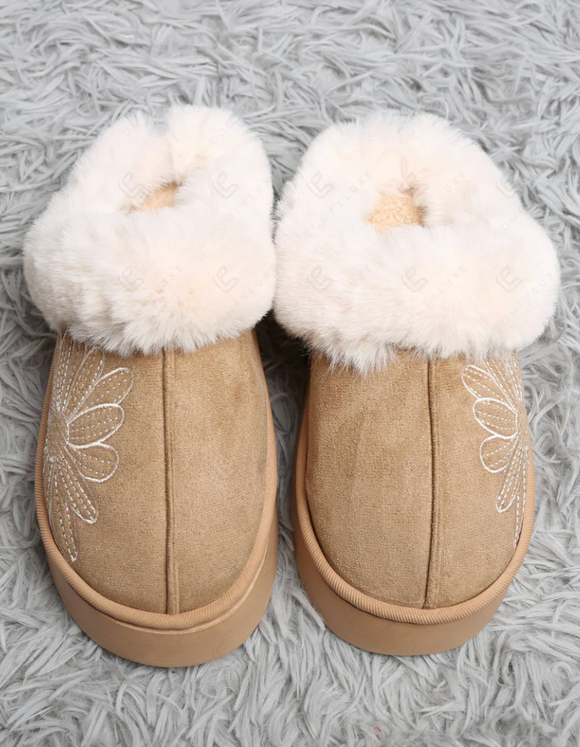 Floral Mule Slipper
